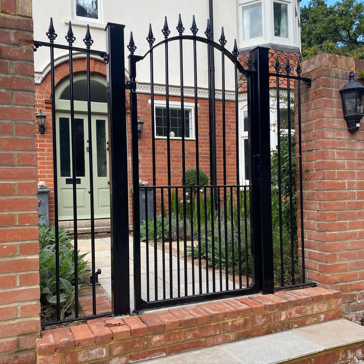 Metal Side Gates Custom Steel Wrought Iron Wentworth Steel